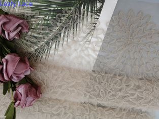 الكروشيه تول شبكة نسيج الدانتيل السويسري الأزهار زين