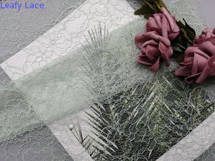 100 ٪ البوليستر حبال أقمشة الدانتيل حسب الطلب اللون المطرزة النسيج