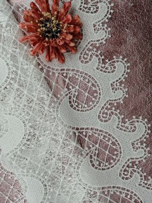 نسيج الدانتيل Cutwork Cutwork
